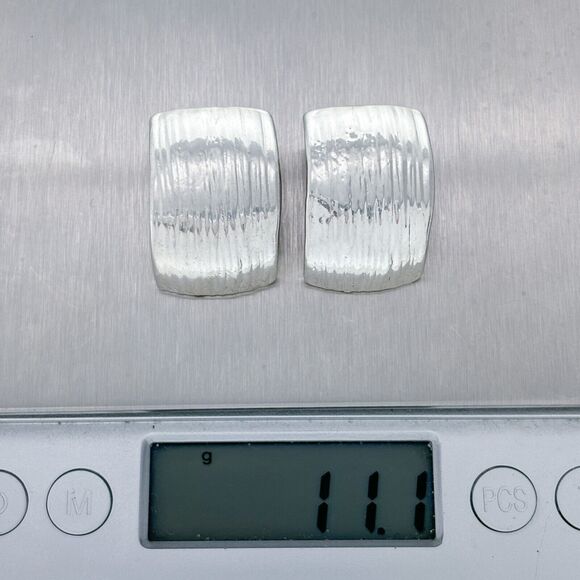 Vintage Bat-Ami Sterling Silver 925 Textured Rectangular Clip-On Earrings - Picture 5 of 5